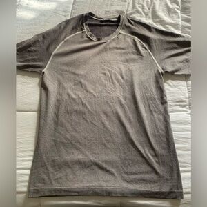 Lululemon T-shirt- No tag. Size is M.